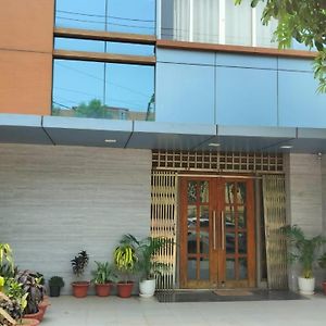 Hotel Paradise Convention Bhubaneswar Exterior photo