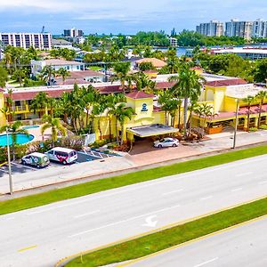 Oasis Boca Raton Hotell Exterior photo