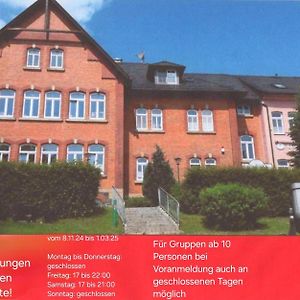 Gasthof Zum Alten Schulmeister Hotell Harra Exterior photo