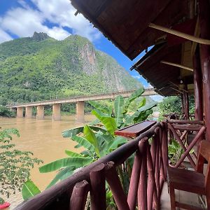 Yensabai Bungalow River View Hotell Nongkhiaw Exterior photo