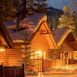 Baker Creek By Basecamp Hotell Lake Louise Exterior photo