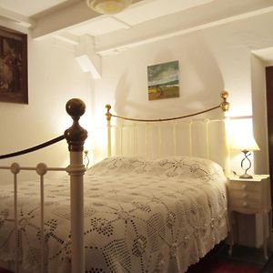 Les Terrasses Chambre D'Hotes Bed & Breakfast Huelgoat Exterior photo