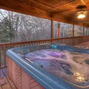 Annies Mountain Mist Hot Tub Gas Fireplace Cozy King Beds Villa Mineral Bluff Exterior photo