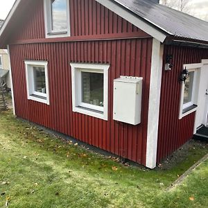 Gaevle Hel Laegenhet Stuga I 2 Plan 28 M2 Centrum 3 Furuvik 9 Guest House Exterior photo