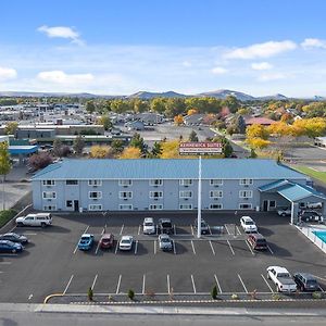 Kennewick Inn & Suites Tri Cities Exterior photo