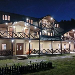 Sadyba U Zumera Hotell Krivorovnya Exterior photo