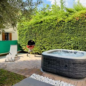 Casa Di Bianca Con Jacuzzi Privata Riscaldata Leilighet Pedemonte Exterior photo