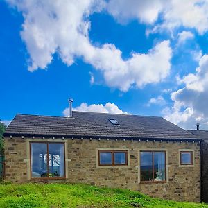 Hartcliffe Retreat Villa Penistone Exterior photo