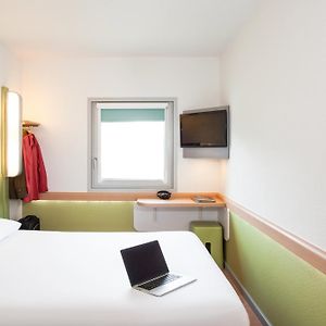 Ibis Budget Beaconsfield Hotell Exterior photo