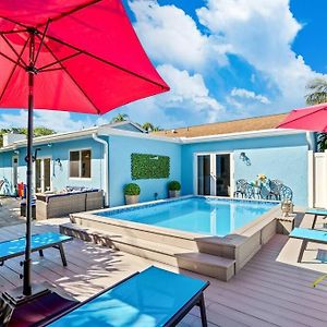 Stylish Tropical Pool Home, Large Deck & Pool Table Delray Beach Exterior photo