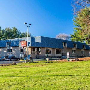 Econo Lodge Milldale - Southington Exterior photo