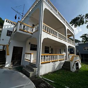 The White House Leilighet Morne Rouge Exterior photo