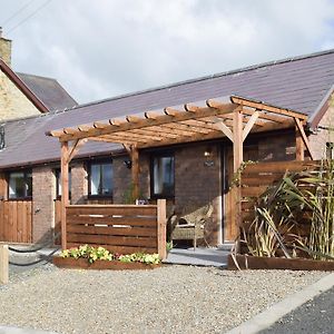 The Chapel Barn Villa Llangunllo Exterior photo