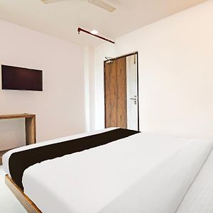 Super Townhouse Mancheswar Bhubaneswar Hotell Exterior photo