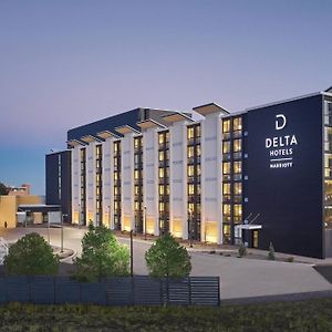 Delta Hotels by Marriott Denver Thornton Northglenn Exterior photo