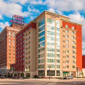 Courtyard Peoria Downtown Hotell Exterior photo