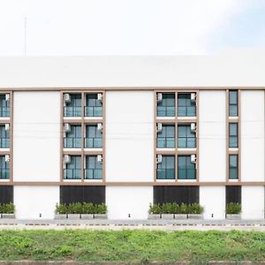 One Budget Hotel Chiangrai Chiangsaen Chiang Saen Exterior photo