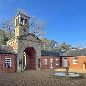 Haveringland Hall Hotell Cawston Exterior photo