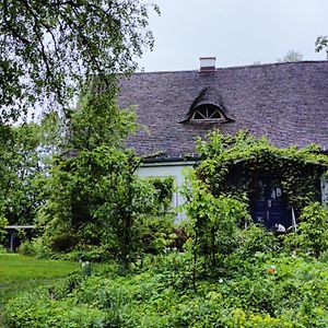 Dwor Lumbie Bed & Breakfast Sejny Exterior photo