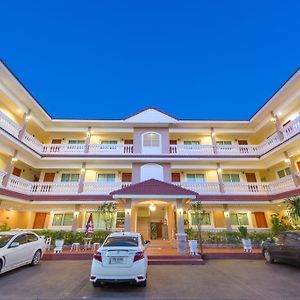 Nuntiya Terrace Hotell Udon Thani Exterior photo