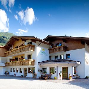 Hotel Gisserhof Ahrntal Exterior photo