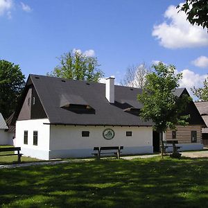 Penzion Betlem Hotell Hlinsko Exterior photo