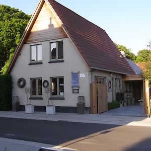 Huyze-Peppins Bed & Breakfast Maldegem Exterior photo