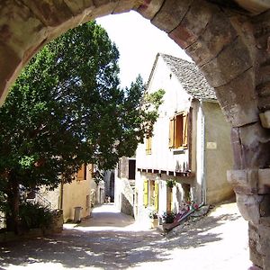 Chambre D'Hotes De La Bastide De Najac Bed & Breakfast Room photo