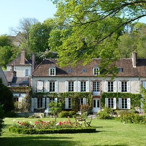 Le Clos Saint Nicolas Bed & Breakfast Château-Renard Exterior photo