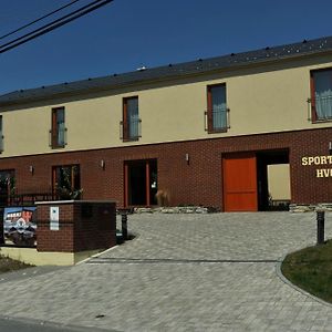 Sport Klub Hvozd Hotell Exterior photo