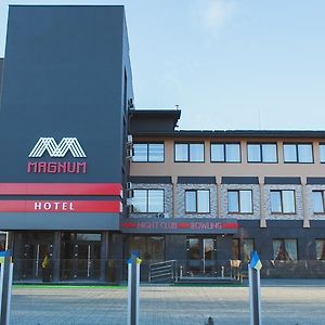 Magnum Hotell Berehove  Exterior photo