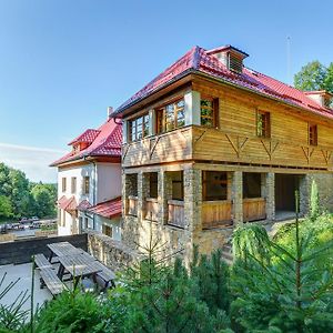 Lesni Penzion Bunc Hotell Jankovice Exterior photo