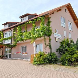 Gaestehaus Kleine Kalmit Hotell Landau in der Pfalz Exterior photo