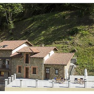 Casa Rural Manuel De Pepa Xuaca Villa Tuilla Exterior photo