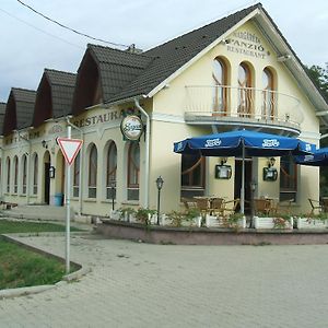 Margareta Panzio Hotell Zomba Exterior photo