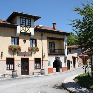 La Casona De Entralgo Guest House Pola de Laviana Exterior photo