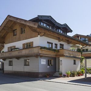 Haus Tiefenbacher Leilighet Brixen im Thale Exterior photo