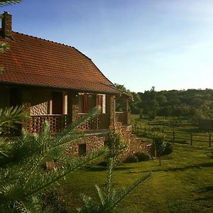 Szello Porta Hotell Exterior photo