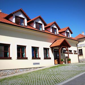 Penzion U Rudolfu Hotell Vlasenice Exterior photo