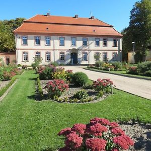 Schloss Lohm Hotell Exterior photo