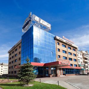 Slavyanka Hotel Tsjeljabinsk Exterior photo