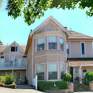 Power'S Mansion Bed & Breakfast Auburn Exterior photo