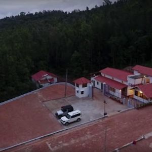 Baarbara Estate Camp Leilighet Chikmagalūr Exterior photo