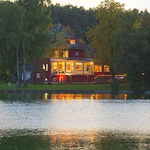 Leutloff'S Am See Hotell Zeuthen Exterior photo