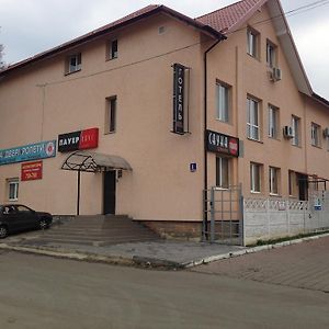 Power House Hotel Lutsk Exterior photo