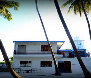 Kanbili Gh Hotell Himmafushi Exterior photo