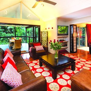 Songbirds Rainforest Retreat Hotell Mount Tamborine Exterior photo