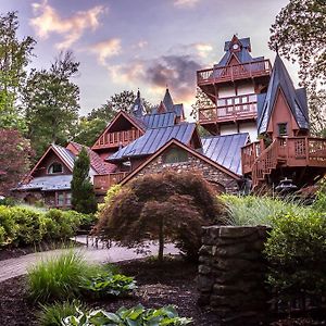 Landoll'S Mohican Castle Hotell Loudonville Exterior photo