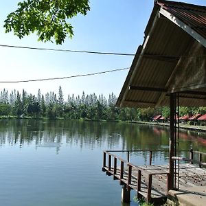 Cha-Am Fishing Inn And Resort Phetchaburi Exterior photo