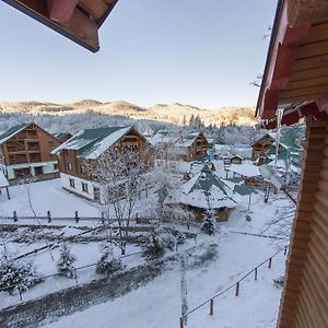 Edelweiss Carpathians Migovo Hotell Exterior photo